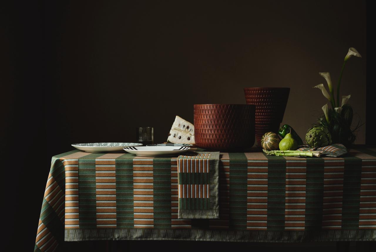 ESPACIO, TIEMPO, FORMA Y LUGAR