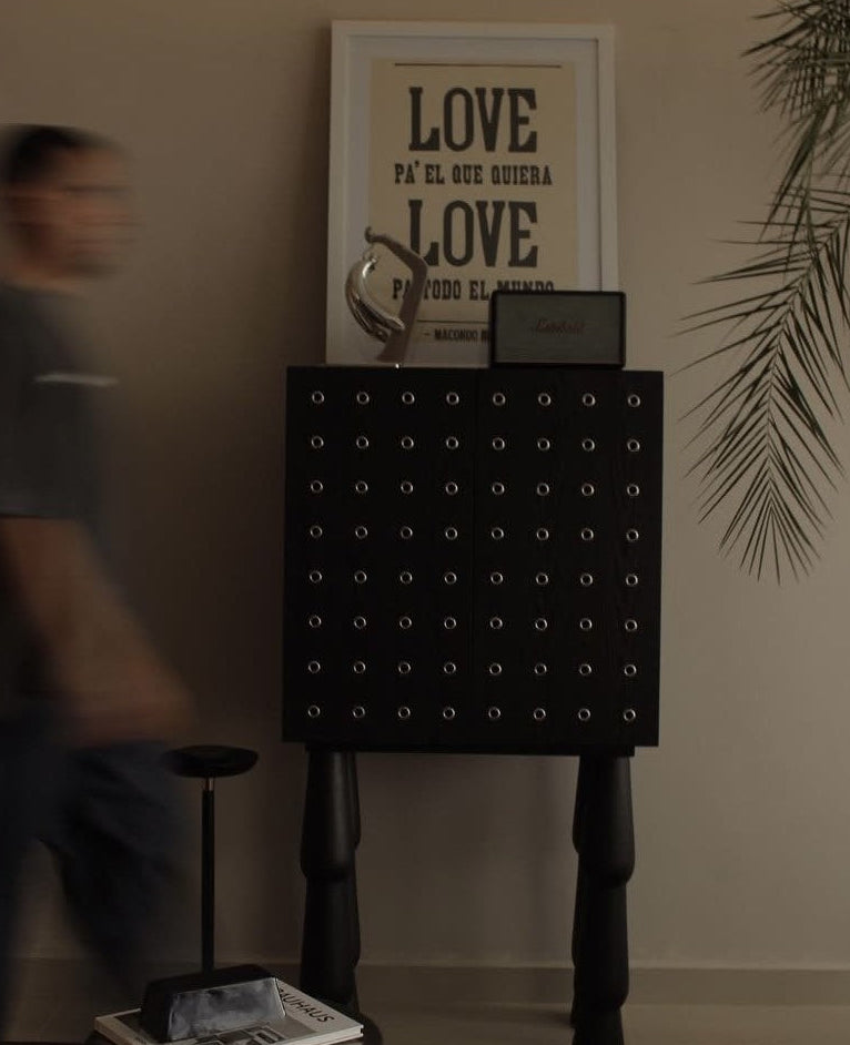 Sideboard/Bar Cabinet 4P