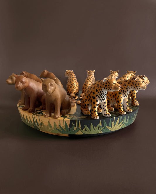 American Jaguar Centerpiece VM