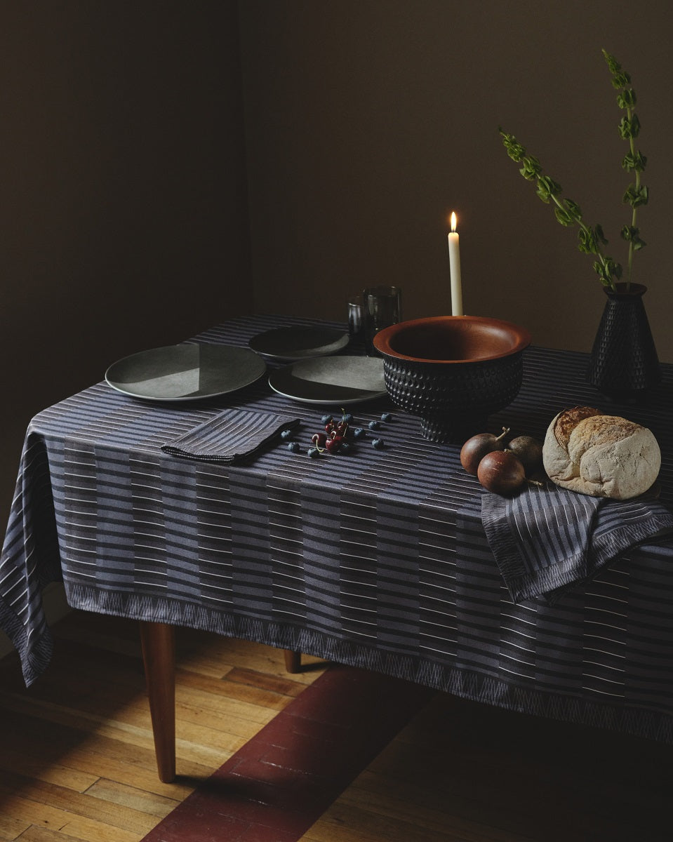 Manteles ETFL GEOMETRÍA EL VOLUMEN