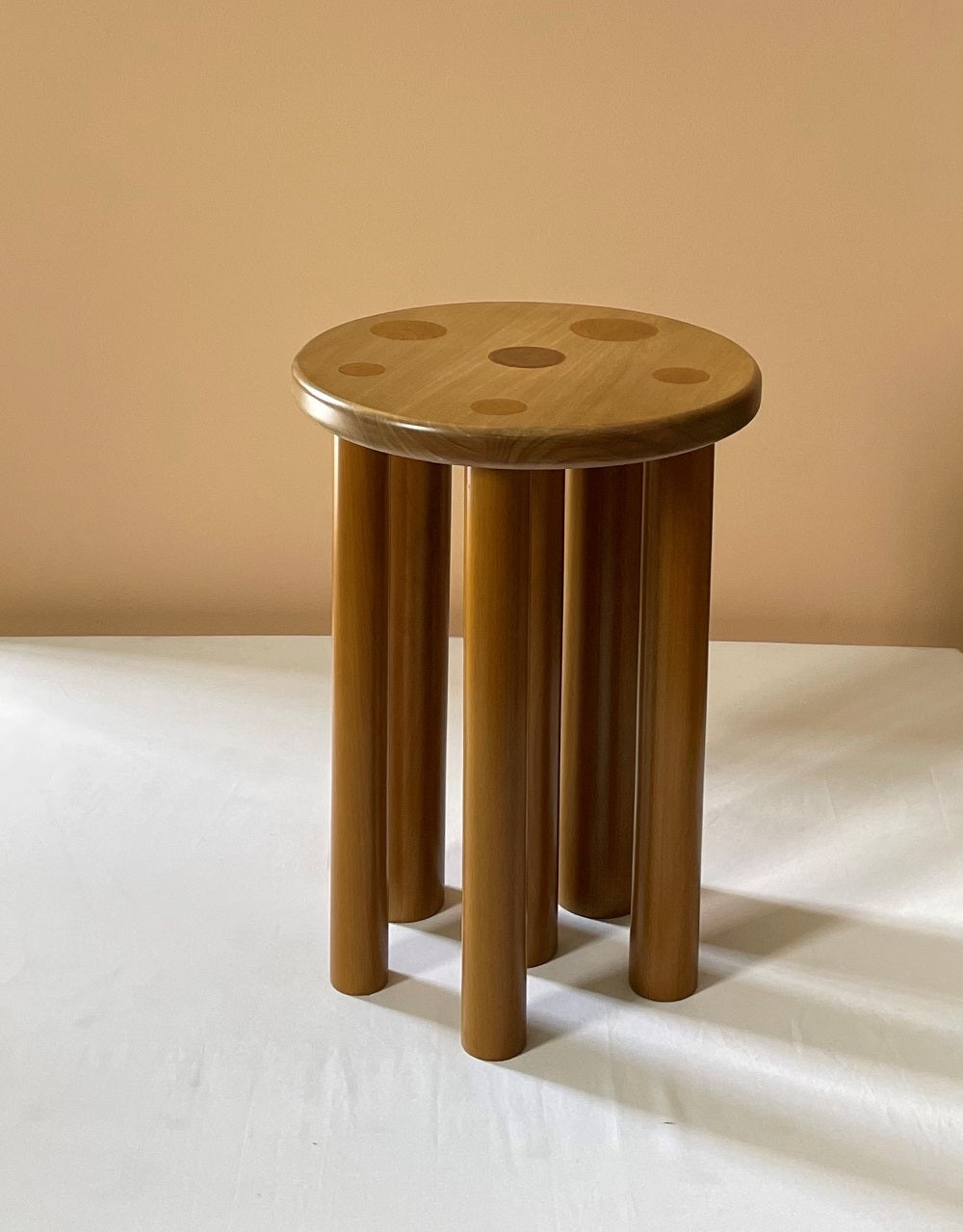 Cylinder Table