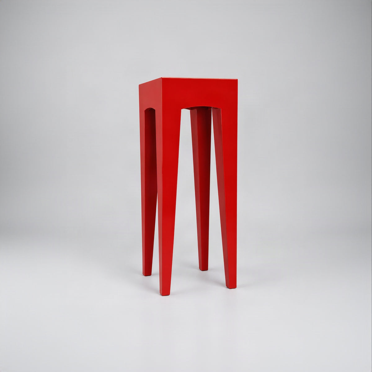Pedestal Table
